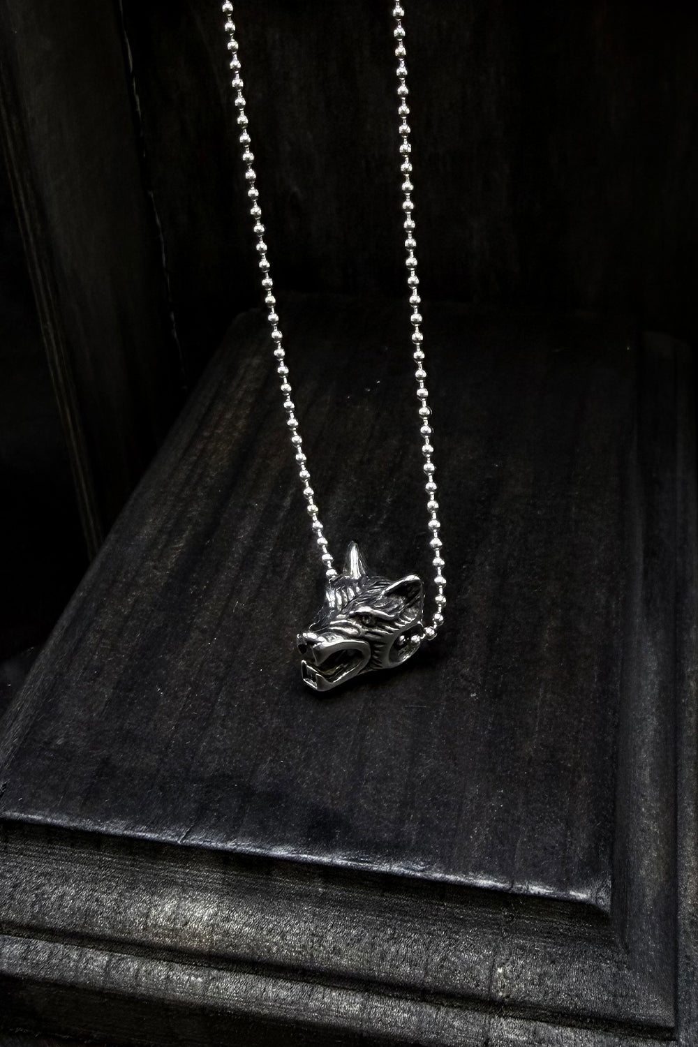 Gothic Wolf Head Necklace