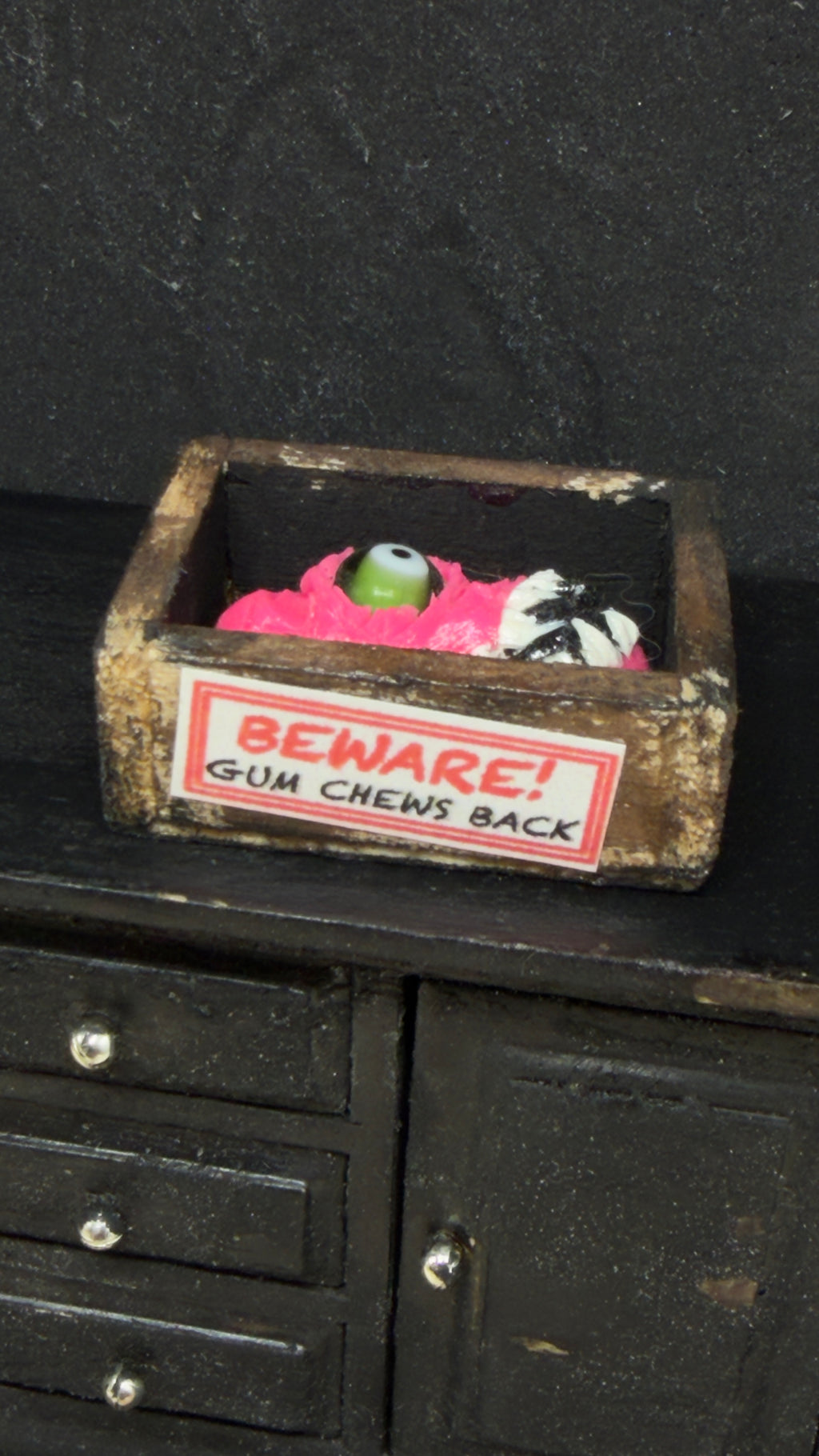 Live Experiment: Gum Chews Back Monster Miniature