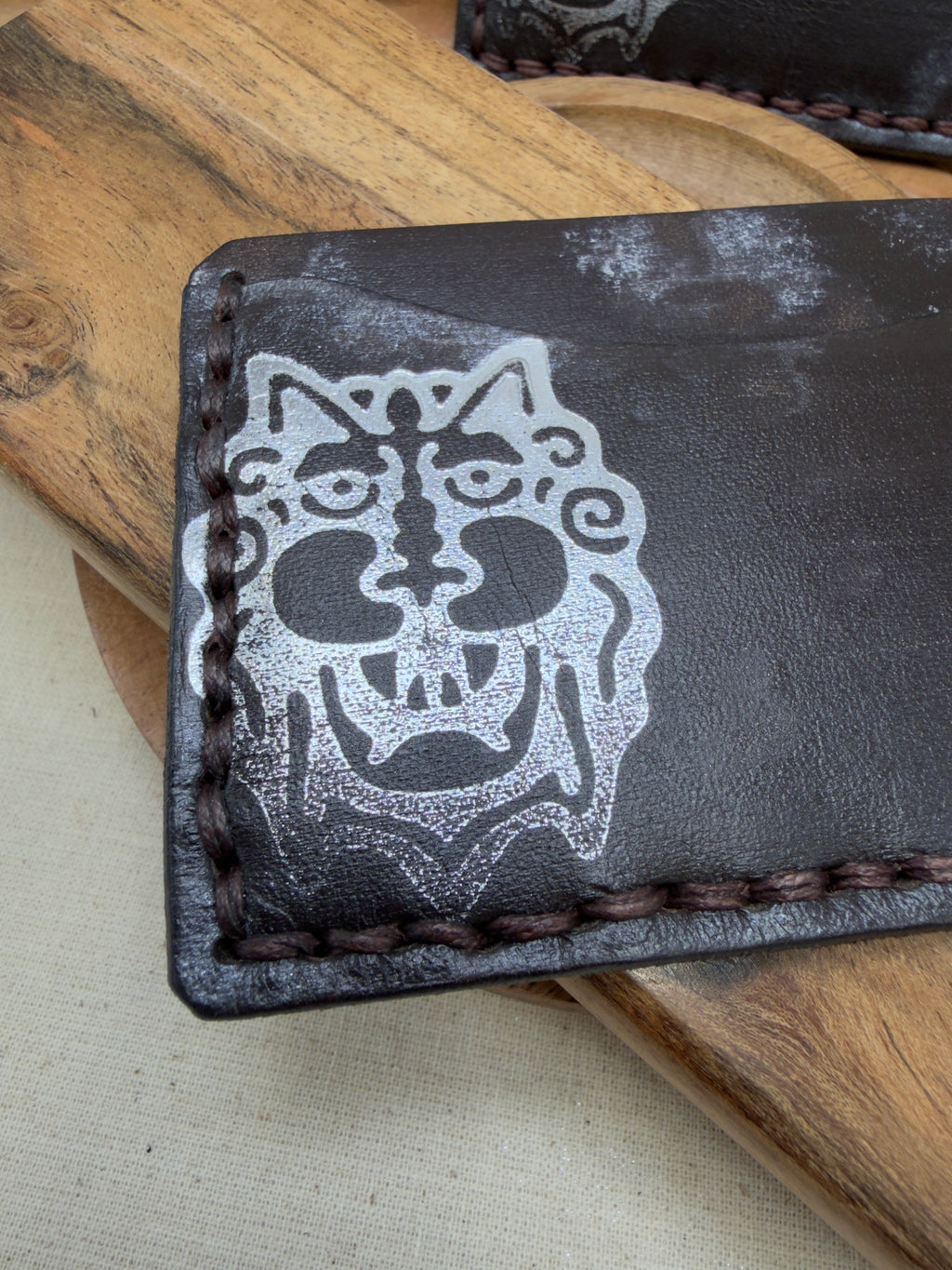 PAICE Two-Slot Leather Card Wallet with Silver Face Design