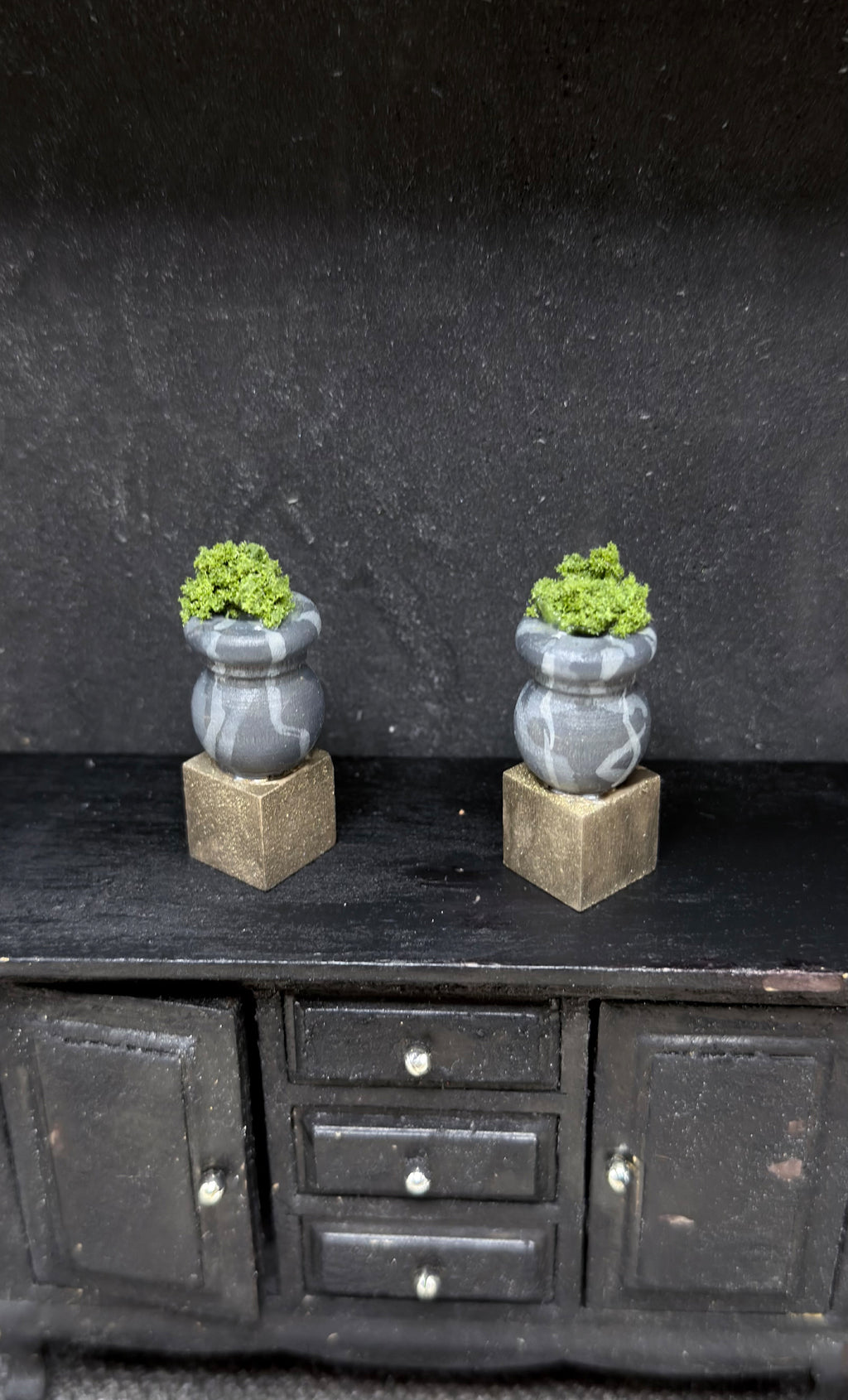 Miniature Moss Urn