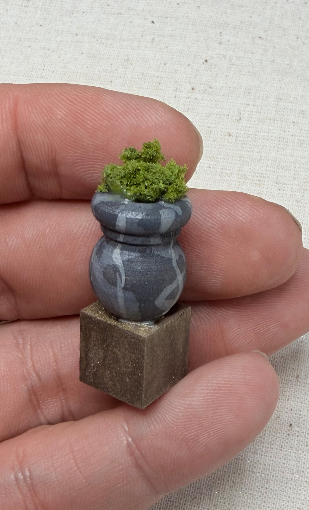 Miniature Moss Urn