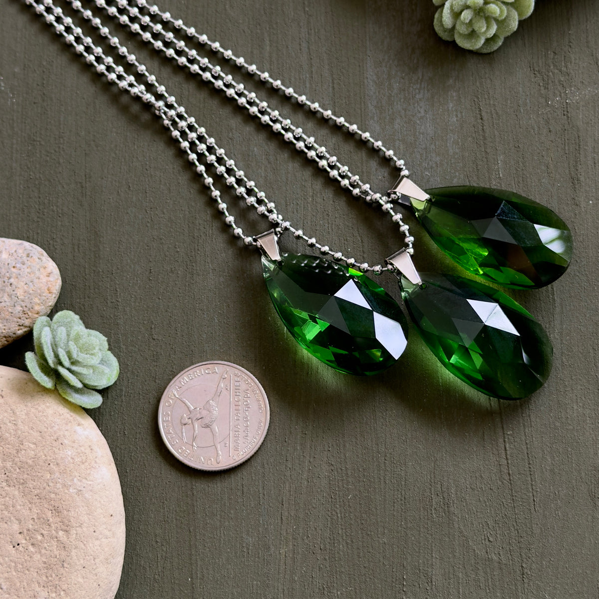 Green Crystal Teardrop Pendant Necklace