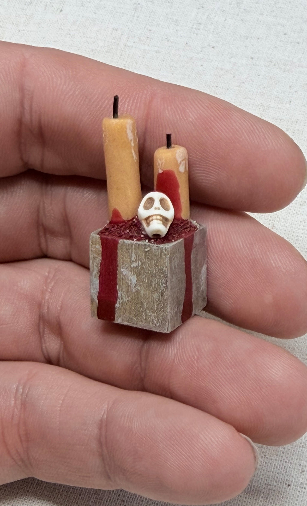 The Vigil — 1:12 Miniature Skull Candle Altar