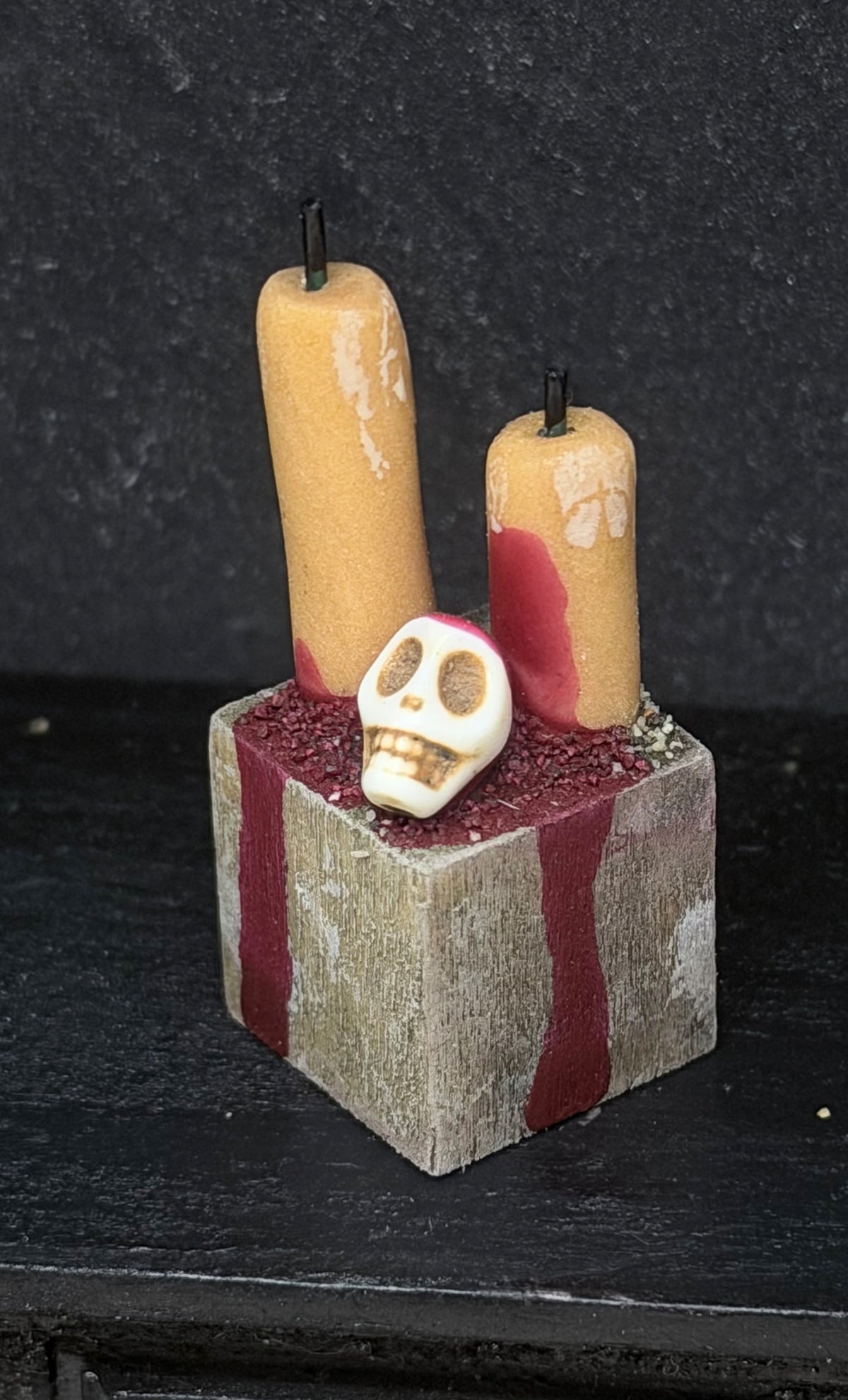 The Vigil — 1:12 Miniature Skull Candle Altar