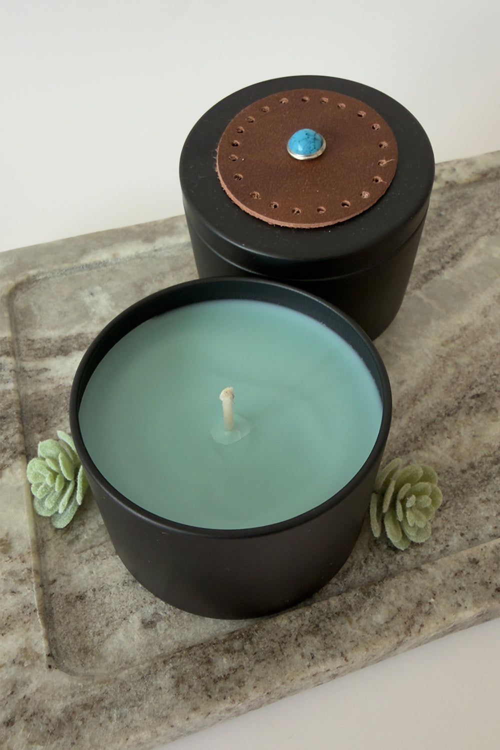 Sedona Tin Candle – Smoke, Sage & Wood