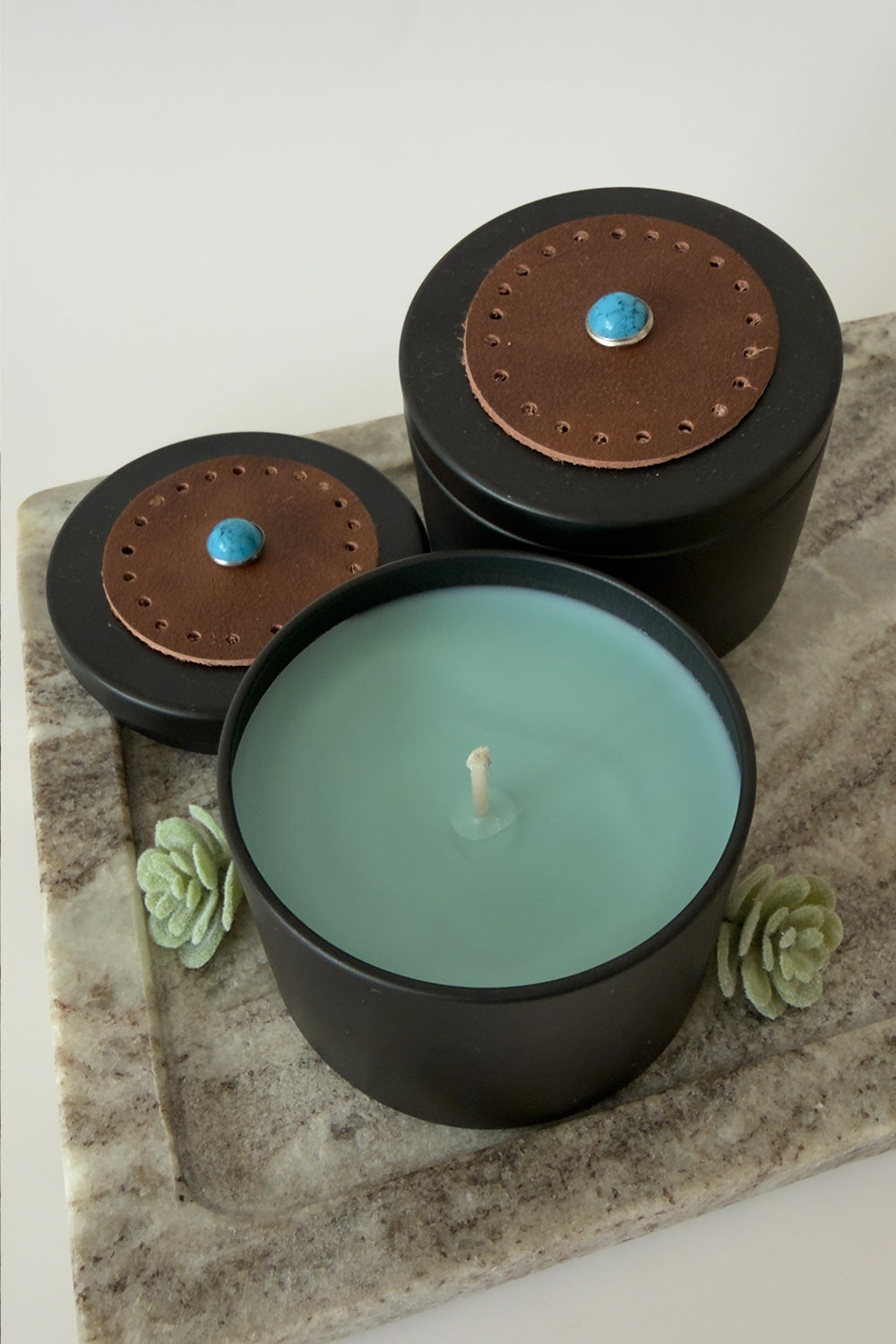 Sedona Tin Candle – Smoke, Sage & Wood